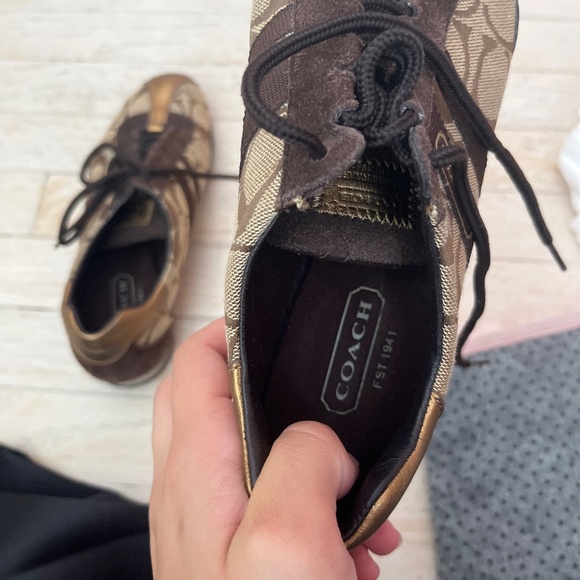 Coach shoes size 6 women’s - Picture 5 of 5